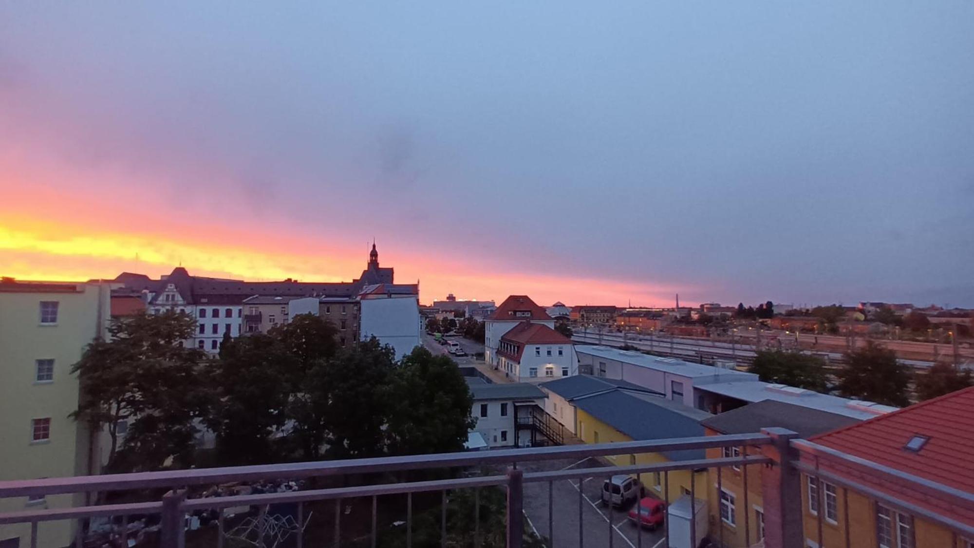 Ueber Den Daechern Von Halle Halle  Eksteriør bilde